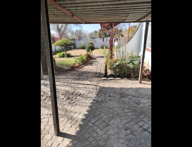 3 BEDROOM HOUSE FOR SALE IN NEW MODDER